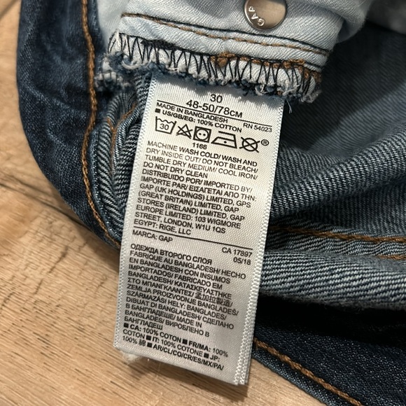 Gap Denim Skirt - Picture 2 of 3